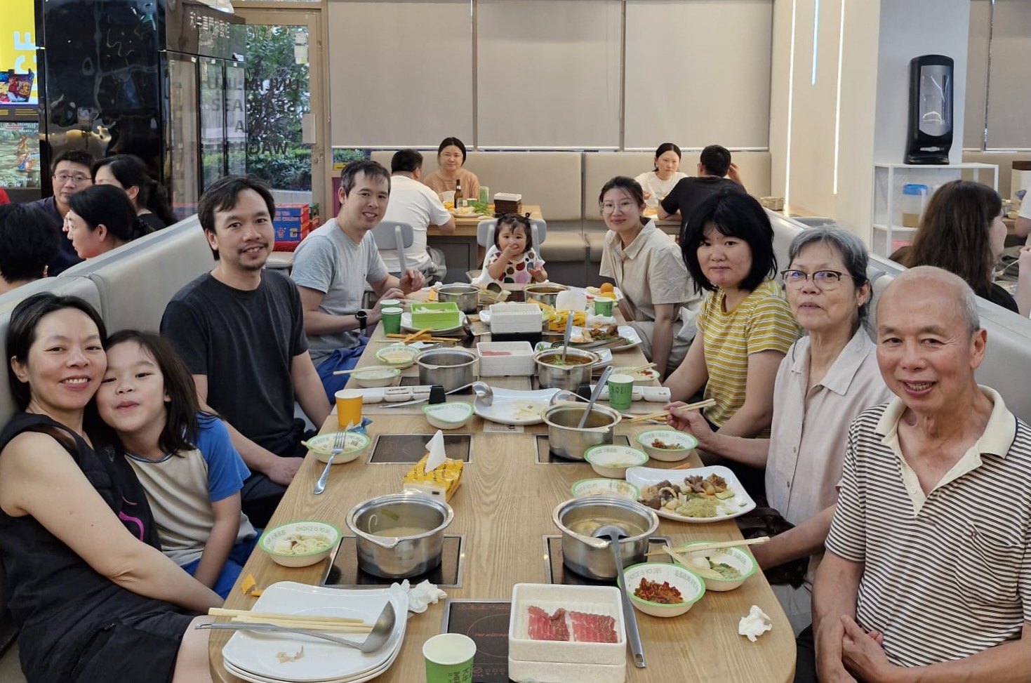 Jetlagged and catching up with family over hot pot