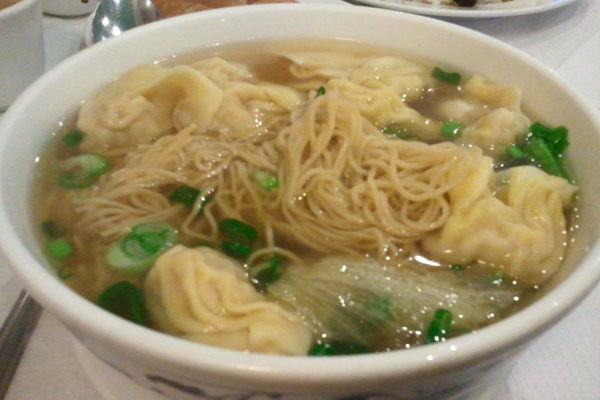 Wonton noodle soup