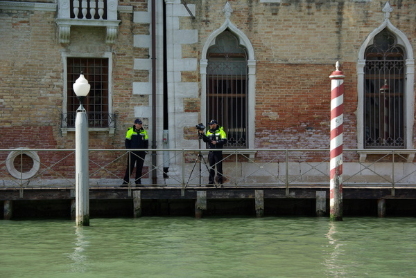 Speed traps for boats going too fast