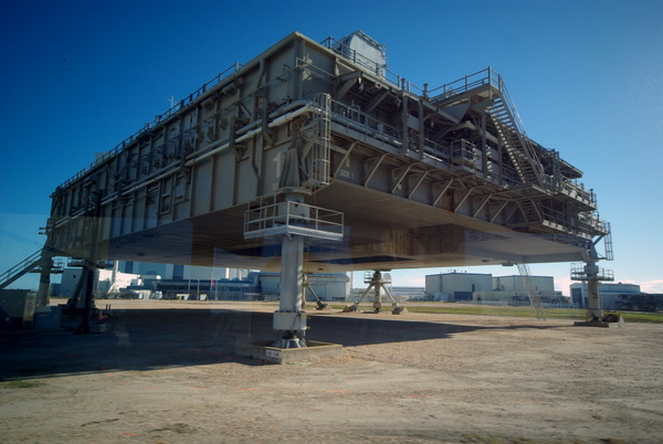 A crawler transporter